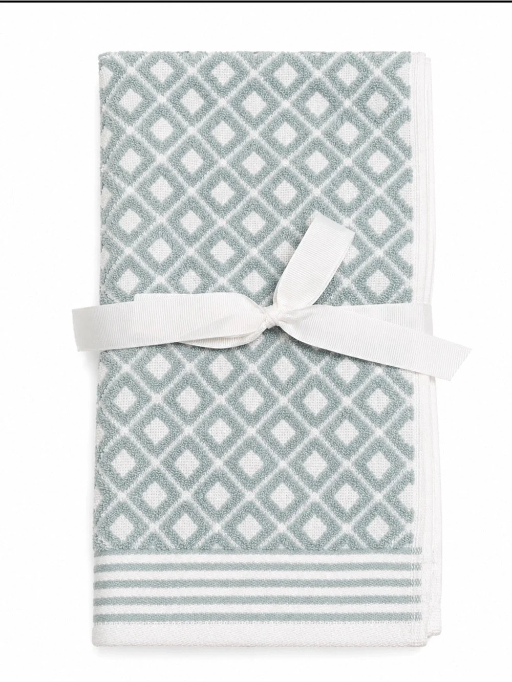 Soft Blue & White Geometric Bath Towel – Spa Style